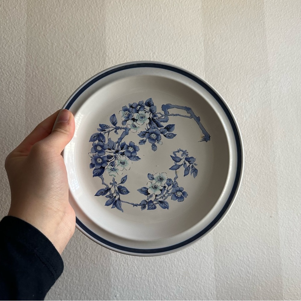 Jenni White Stoneware Plate